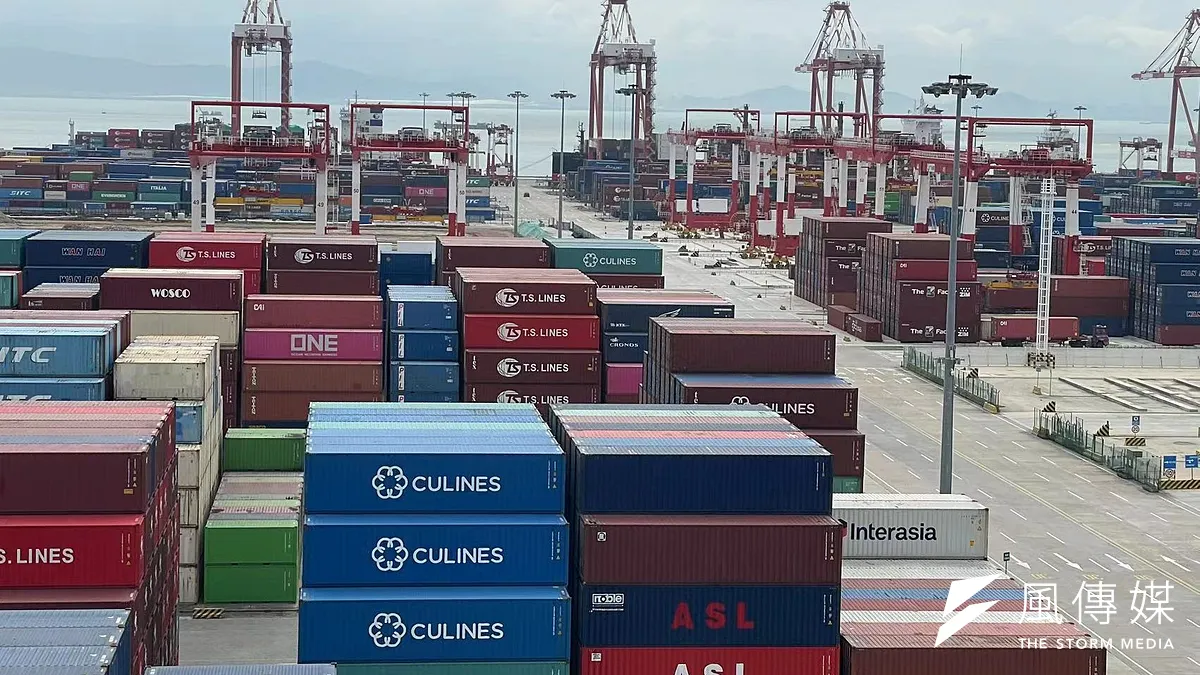 港企看好大灣區發展。圖為大灣區-廣州南沙的集裝箱碼頭。(資料照,林庭瑤攝)