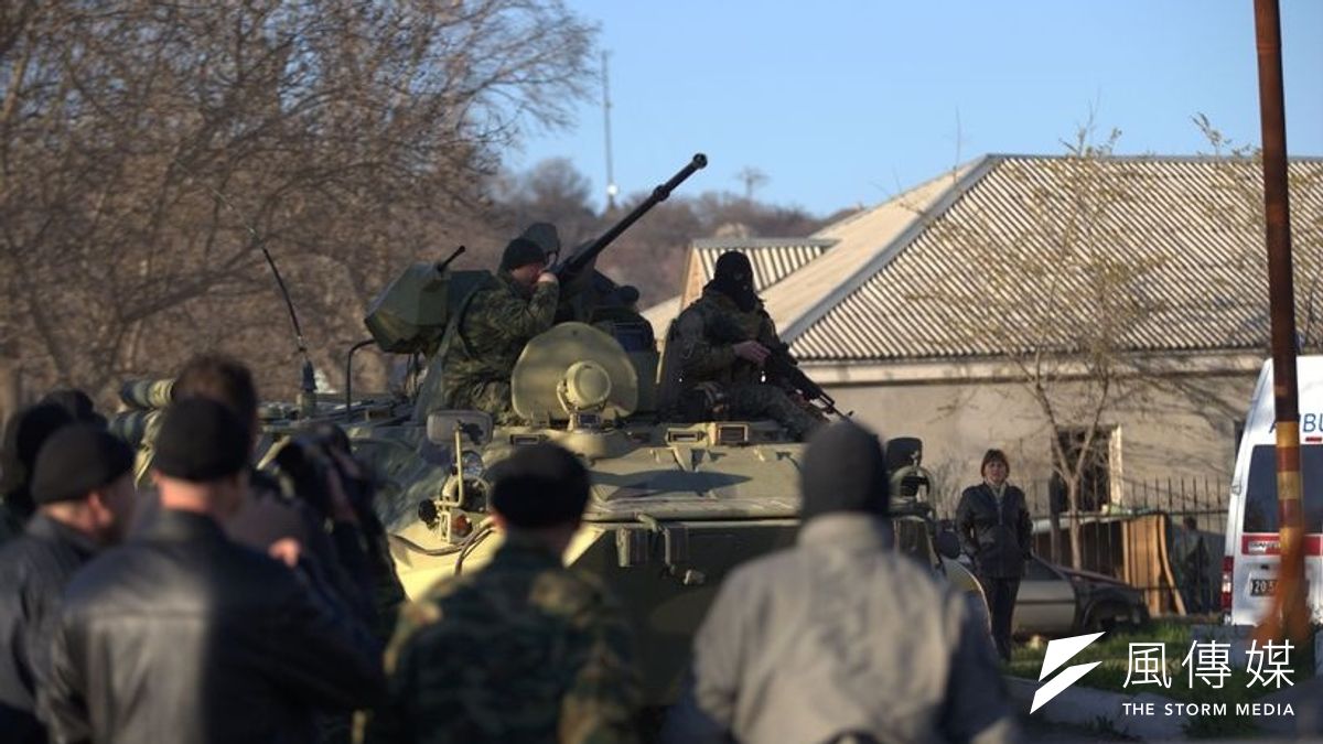 克里米亞半島的俄羅斯駐軍,22日攻擊貝爾貝克的烏克蘭空軍基地。(美聯社) 克里米亞半島的俄羅斯駐軍,22日攻擊貝爾貝克的烏克蘭空軍基地。(美聯社)