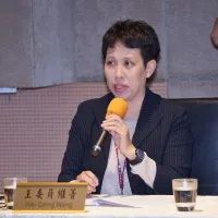 台湾通信学会の王維菁理事長が台湾メディア『新新聞』のインタビューに応じた。(資料写真/盧逸峰撮影) 台湾通信学会の王維菁理事長が台湾メディア『新新聞』のインタビューに応じた。(資料写真/盧逸峰撮影)