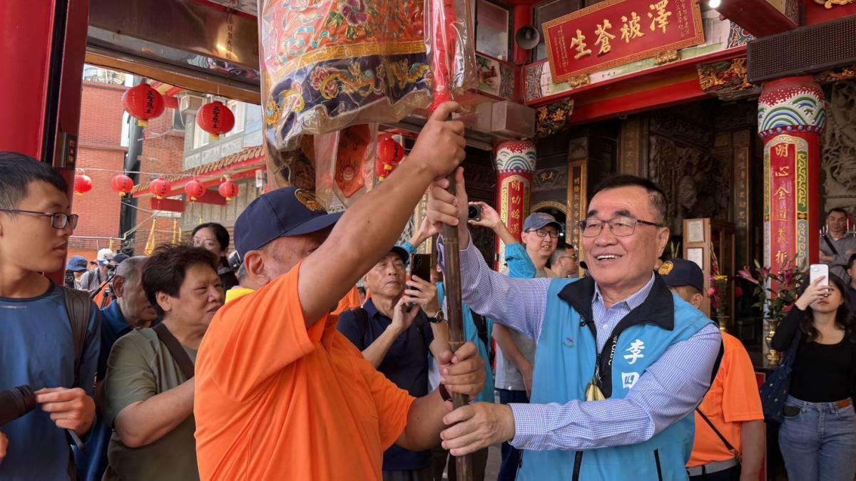 九份迎媽祖遶境湧人潮 李四川:攜手地方打拚水金九建設與觀光發展