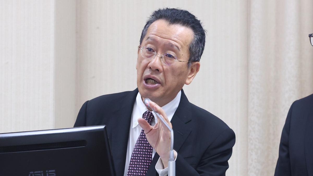 中共發射潛射洲際飛彈 顧立雄證實彈種為「巨浪-2」:福建號出港是為了避颱