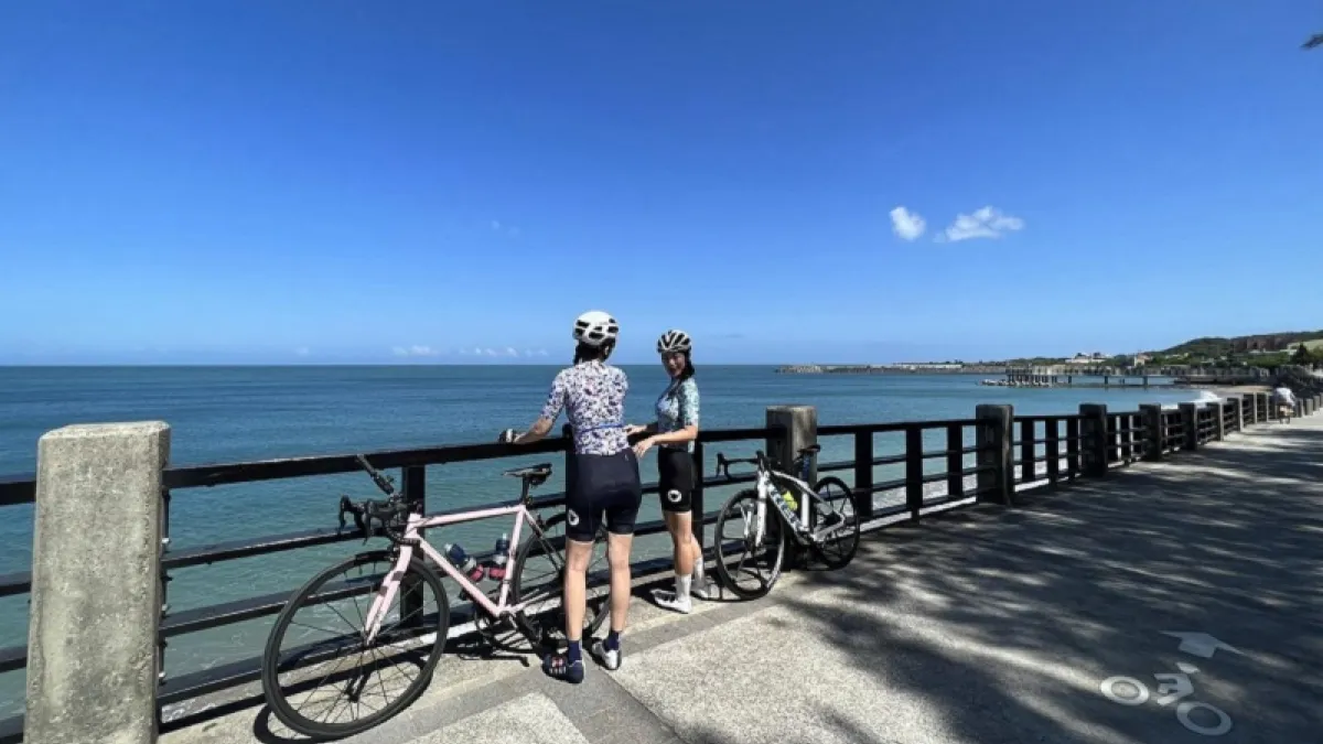 北海岸風景優美,常吸引單車客駐足(圖片來源:北觀處)