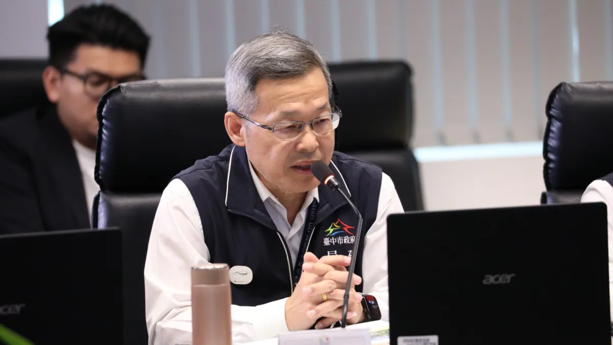 中市建設局長陳大田22日在市政會議以「打造樹木友善城市 守護行的安全」為題進行專案報告。(圖/台中市政府)