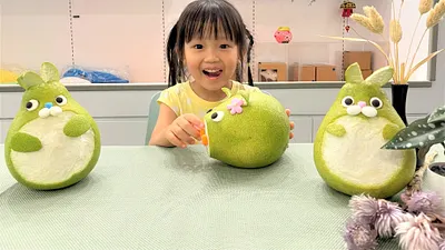 「聽故事做圓圓」小朋友自製充滿幸福味道的月餅和家人分享。(圖/新北市立鶯歌陶瓷博物館)