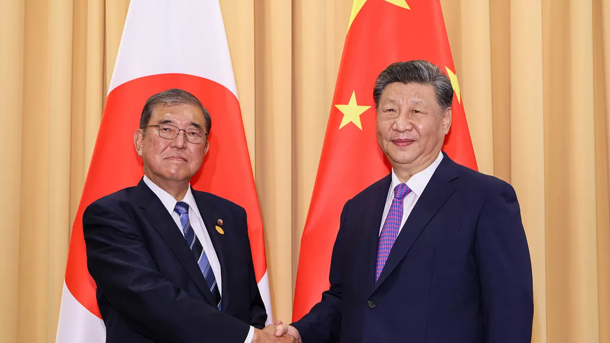 2024年11月,日本首相石破茂與中國國家主席習近平在秘魯會晤。(日本首相官邸官網)