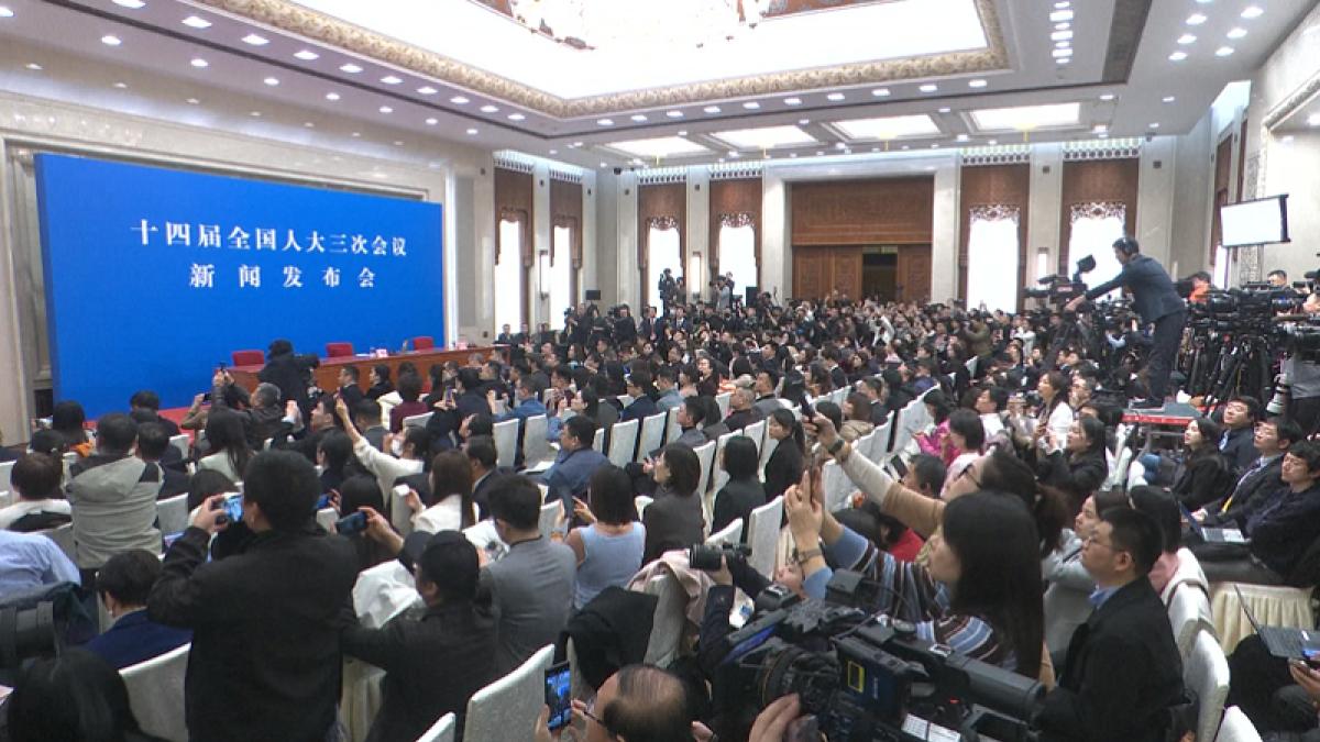 北京觀察》不當橡皮圖章了?浙江人大罕見擋下千億工程,揭秘地方財政困境