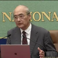 久保文明氏はトランプ時代の米国情勢を歴史的視点から分析し、日本に対し日米同盟の維持とともに同志国との連携強化による防衛力向上の必要性を訴えた。(写真/日本記者クラブ提供) 久保文明氏はトランプ時代の米国情勢を歴史的視点から分析し、日本に対し日米同盟の維持とともに同志国との連携強化による防衛力向上の必要性を訴えた。(写真/日本記者クラブ提供)