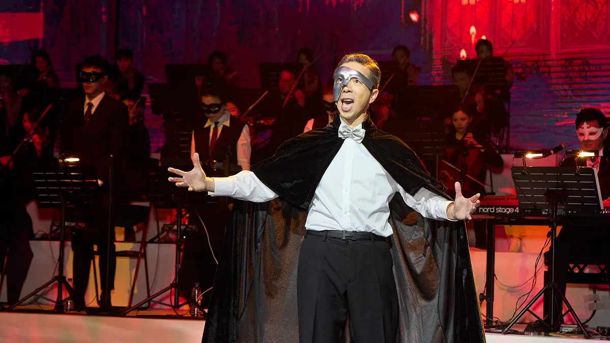 誼遠控股集團董事長陳致遠9月7日於北藝中心舉辦《英雄有愛公益音樂會》。(勇源基金會提供) 誼遠控股集團董事長陳致遠9月7日於北藝中心舉辦《英雄有愛公益音樂會》。(勇源基金會提供)