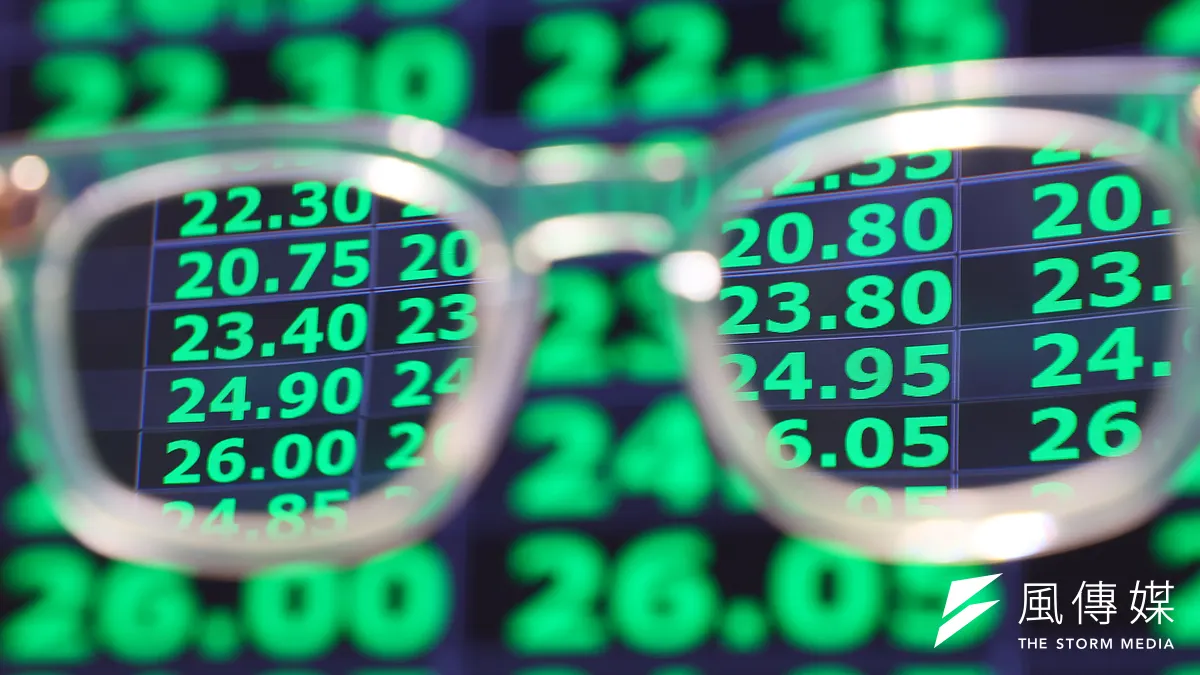 台股近期欲振乏力,今日一度重挫超過400點,投資人對於下半年市況相對謹慎。(示意照,顏麟宇攝) 台股近期欲振乏力,今日一度重挫超過400點,投資人對於下半年市況相對謹慎。(示意照,顏麟宇攝)