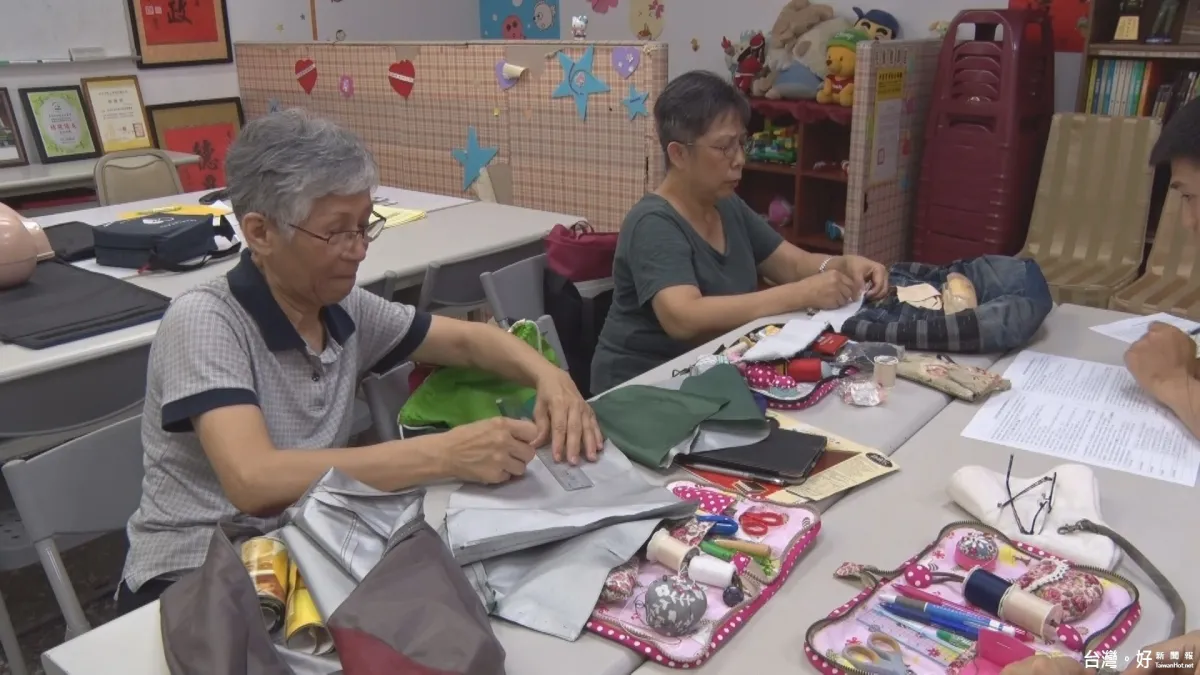 長輩熱衷手作拼布 北投區中庸里固定集會飆創意