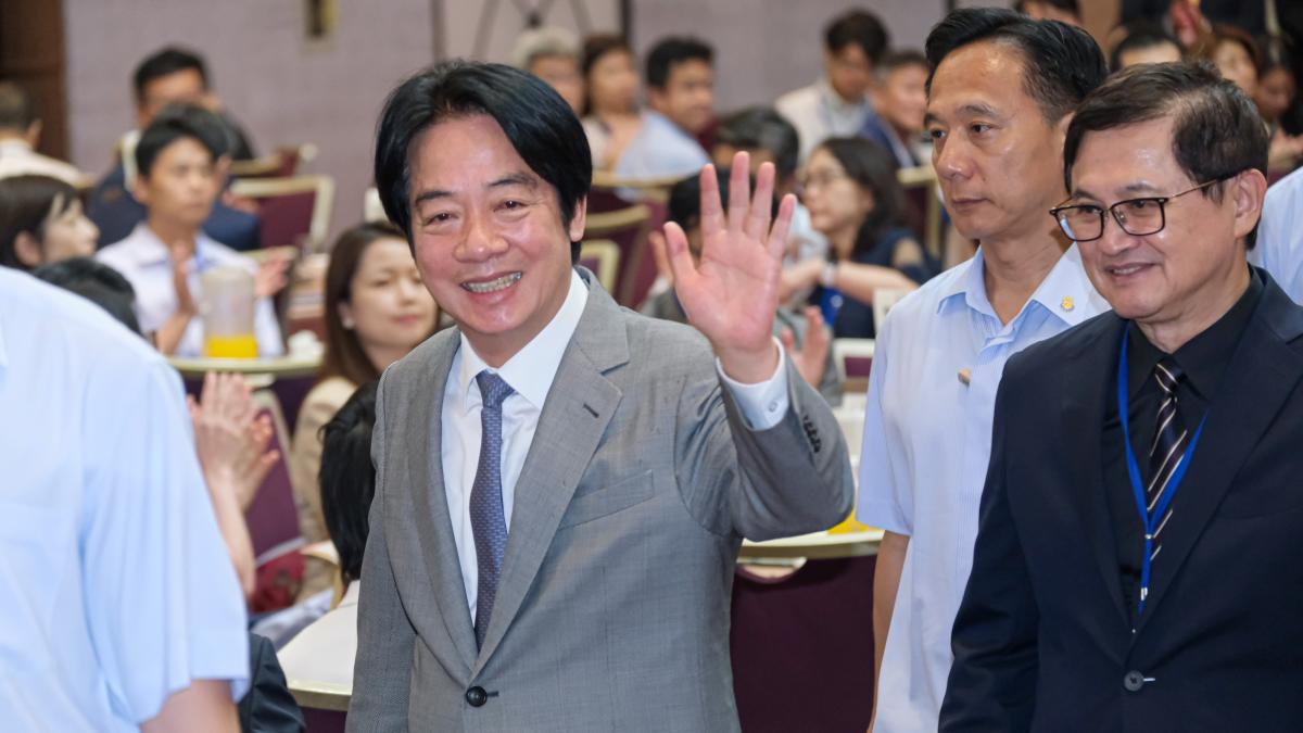 TIA民調》全國最受歡迎政治人物是誰?「藍營這人」奪49%好感度勝過賴清德