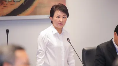 對於臉書社團發起罷免行動,台中市長盧秀燕(見圖)僅回應「謝謝」。(資料照,台中市政府提供)