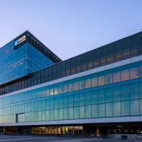 Cheung Kong Graduate School of Business Opens First Permanent Beijing Campus Cheung Kong Graduate School of Business Opens First Permanent Beijing Campus