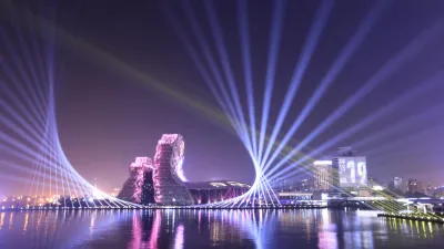 高雄2021跨百光年也讓剛啟用的海洋流行音樂中心更顯特色。(圖/擷取自高雄市副市長史哲FB)