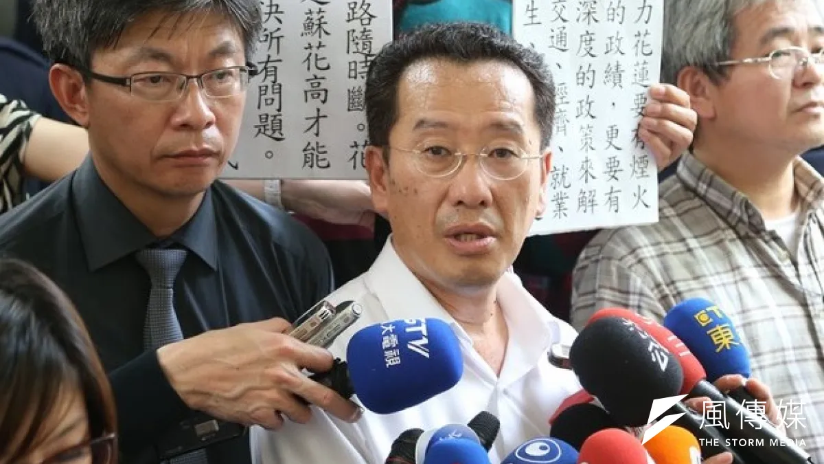 顧立雄330在佔領凱道現場表示,有四百多名義務律師為學生後盾。(資料照,吳逸驊攝)