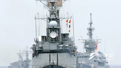 海軍5月在東部海域進行戰備任務訓練,出動20艘各型船艦參與演練,規模之大,5年之最。(資料照,蘇仲泓攝)