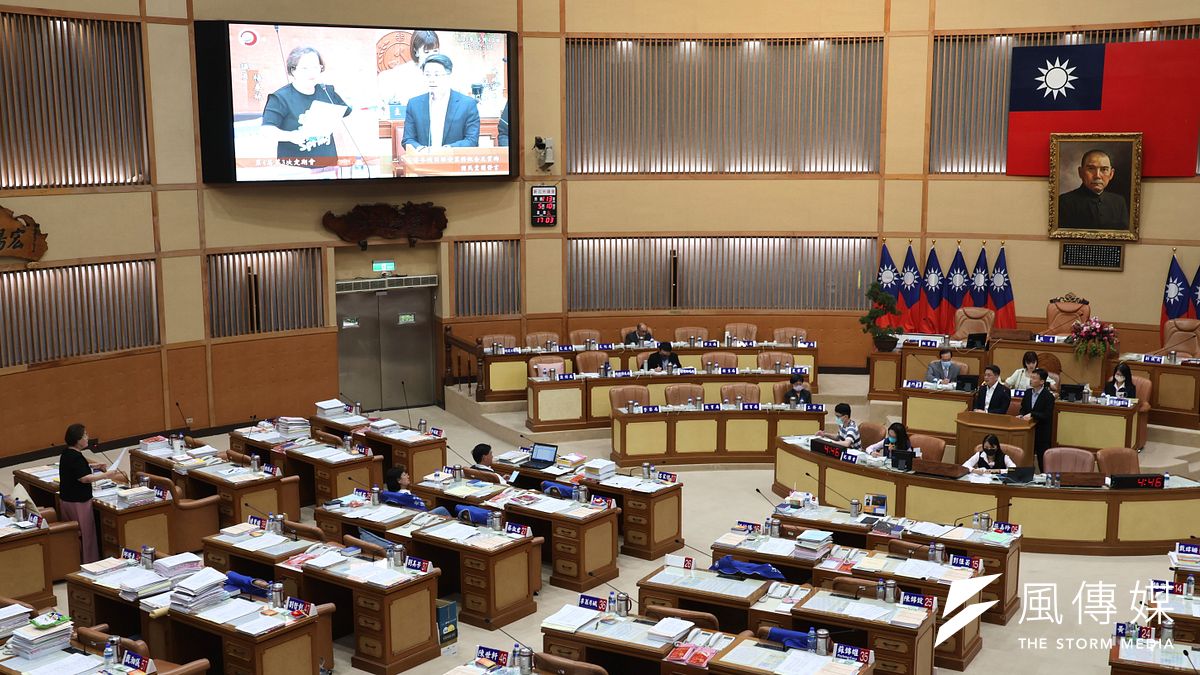 新北市市議員楊春妹質詢地政及財政局長。(資料照/李梅瑛攝) 新北市市議員楊春妹質詢地政及財政局長。(資料照/李梅瑛攝)