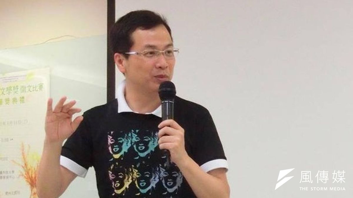 前總統府副秘書長羅智強臉書預告「參選」,引發揣測。(取自羅智強臉書) 前總統府副秘書長羅智強臉書預告「參選」,引發揣測。(取自羅智強臉書)