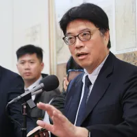 Mainland Affairs Council (陸委會) Minister Chiu Chui-cheng (邱垂正) appeared before the Legislative Yuan on August 5, criticizing the Chinese Communist Party's new entry-exit regulations as vague and broadly worded, warning they could infringe on citizens' righ Mainland Affairs Council (陸委會) Minister Chiu Chui-cheng (邱垂正) appeared before the Legislative Yuan on August 5, criticizing the Chinese Communist Party's new entry-exit regulations as vague and broadly worded, warning they could infringe on citizens' righ
