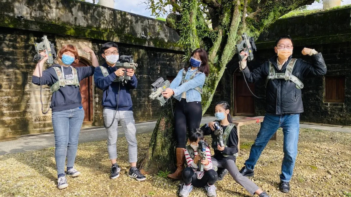 淡水古蹟博物館將於兒童節免費送100組親子到滬尾礮臺玩鐳戰,26日起開搶。(圖/新北市淡水古蹟博物館提供)