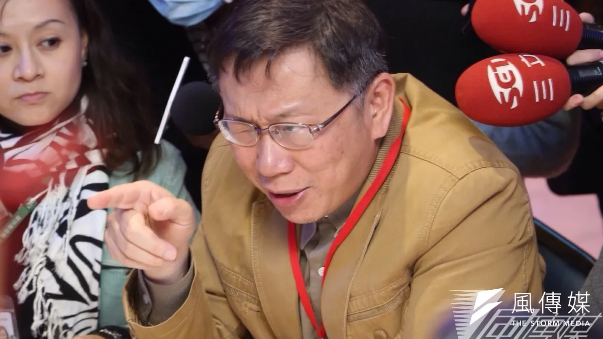 台北市長柯文哲26日參加社會局舉辦的公民咖啡館活動。(楊子磊攝)