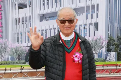 王建瑄院長與夫人蘇法昭女士希望透過建造天使居,讓沒有子女的老人們能獲得更好的貼心專業的照顧。(圖/李梅瑛) 王建瑄院長與夫人蘇法昭女士希望透過建造天使居,讓沒有子女的老人們能獲得更好的貼心專業的照顧。(圖/李梅瑛)
