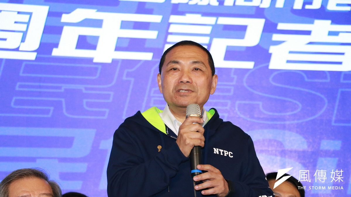 侯友宜與新北市政府團隊有信心2020年做的比今年更好,為市民做更多,讓市民有更好的生活。 (圖/李梅瑛攝) 侯友宜與新北市政府團隊有信心2020年做的比今年更好,為市民做更多,讓市民有更好的生活。 (圖/李梅瑛攝)