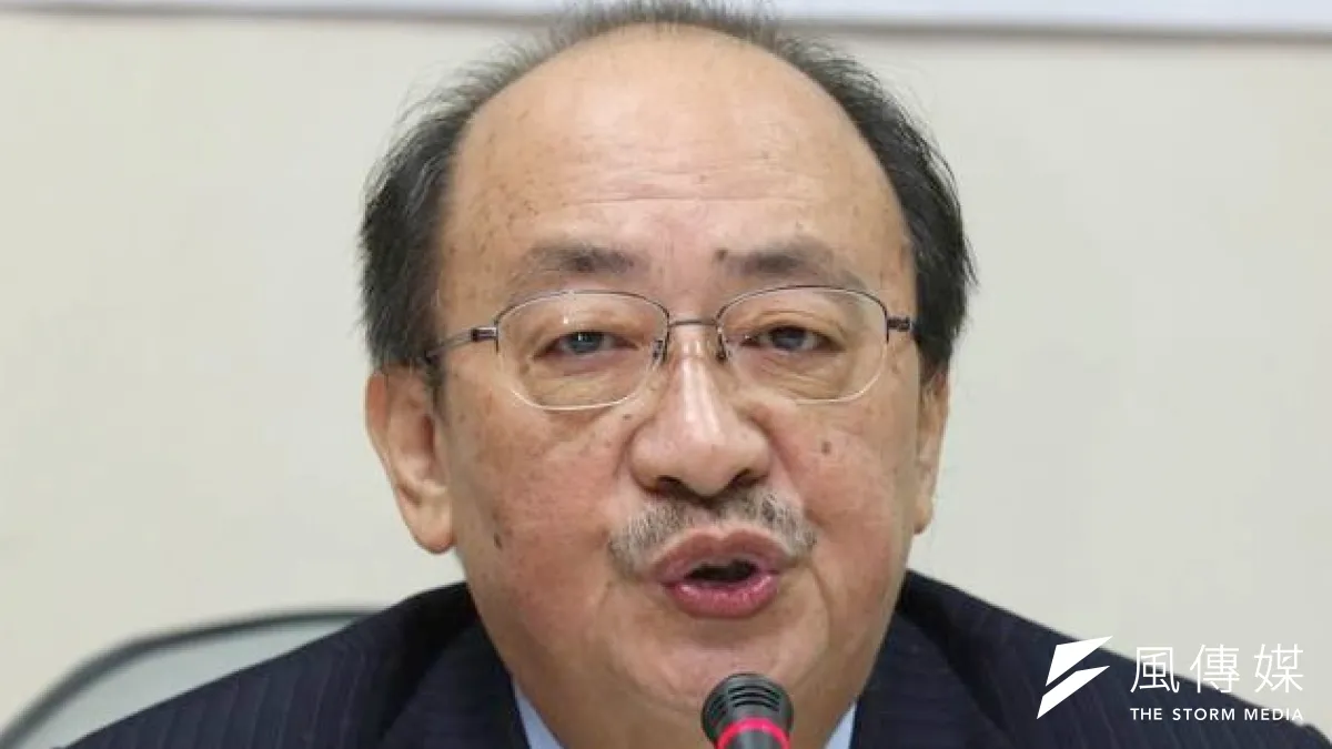 民進黨立院總召柯建銘放話,行政部門敢覆議通保法,經濟法案注定失敗。(吳逸驊攝)