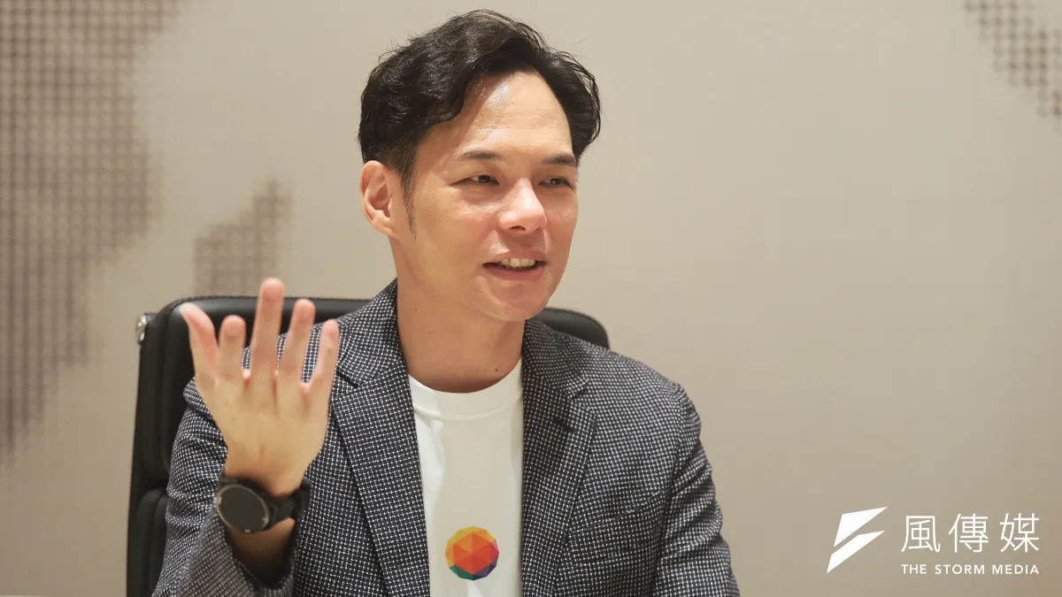 台灣大哥總經理林之晨指出台灣大的AI強項,在於AI資料中心的選址、網路規劃以及相關的線路設計、液冷設計等等。(柯承惠攝)