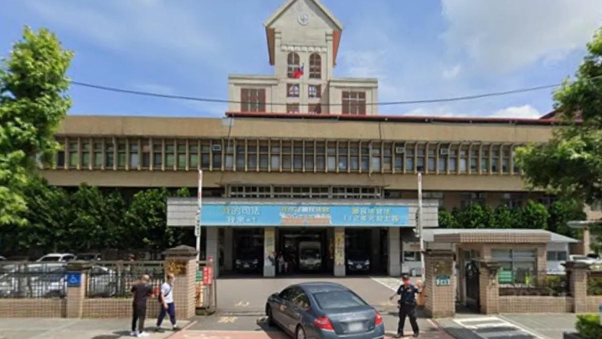 新北地院要求社群媒體應即刻下架涉案少年之記事、照片資料。(圖/翻攝自Google Maps)