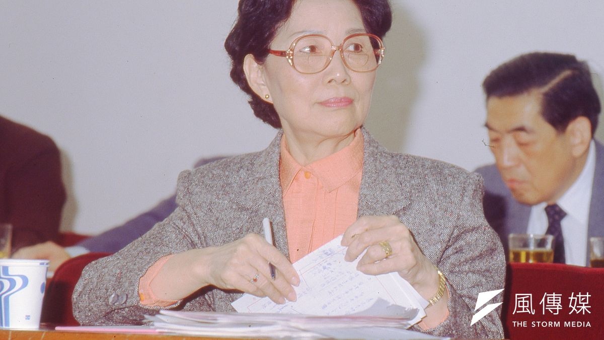 郭婉容於1989年率團前往北京,參加第22屆亞洲開發銀行全會,創下歷史紀錄。(新新聞資料照) 郭婉容於1989年率團前往北京,參加第22屆亞洲開發銀行全會,創下歷史紀錄。(新新聞資料照)