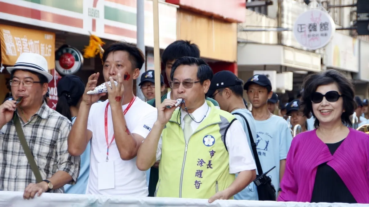 千人踩街合奏 亞洲陶笛節吹響嘉義