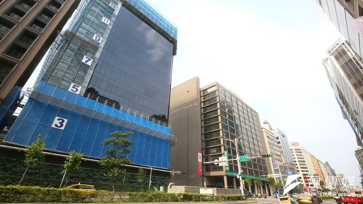 觀察今年1到5月總價2000萬元以上的交易熱區發現,中山區在台北市12區交易量居次。(柯承惠攝) 觀察今年1到5月總價2000萬元以上的交易熱區發現,中山區在台北市12區交易量居次。(柯承惠攝)