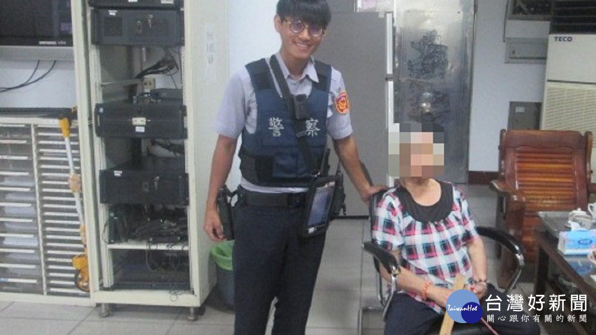 老婦獨自外出散步迷途 潮州警協助聯繫返家 老婦獨自外出散步迷途 潮州警協助聯繫返家