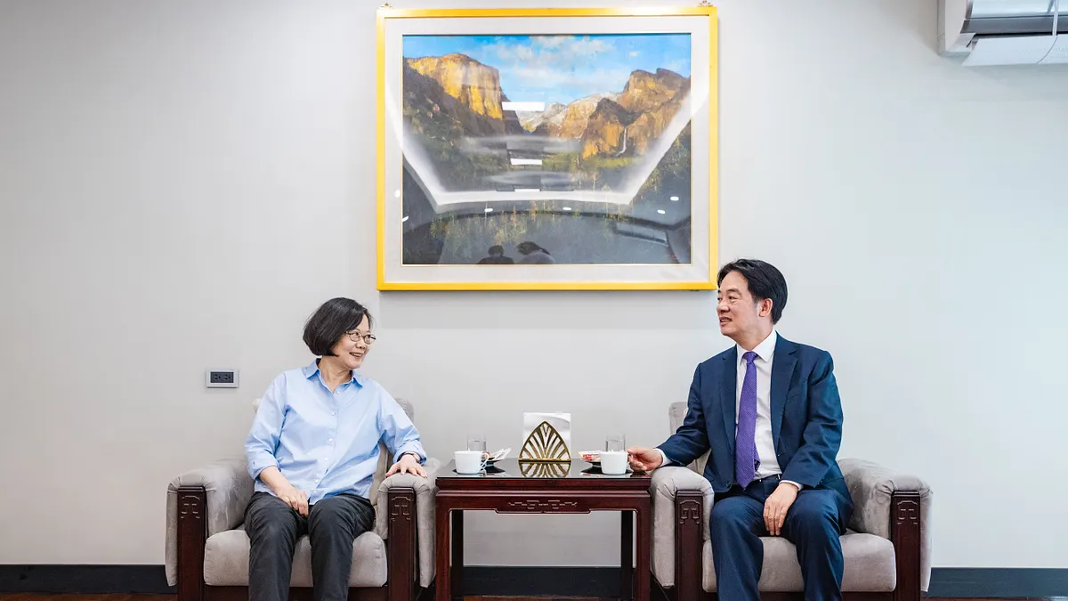 蔡英文前総統(左)が職務を離れた後、賴清徳現総統(右)が住む官邸を再訪した。(写真/総統府提供) 蔡英文前総統(左)が職務を離れた後、賴清徳現総統(右)が住む官邸を再訪した。(写真/総統府提供)