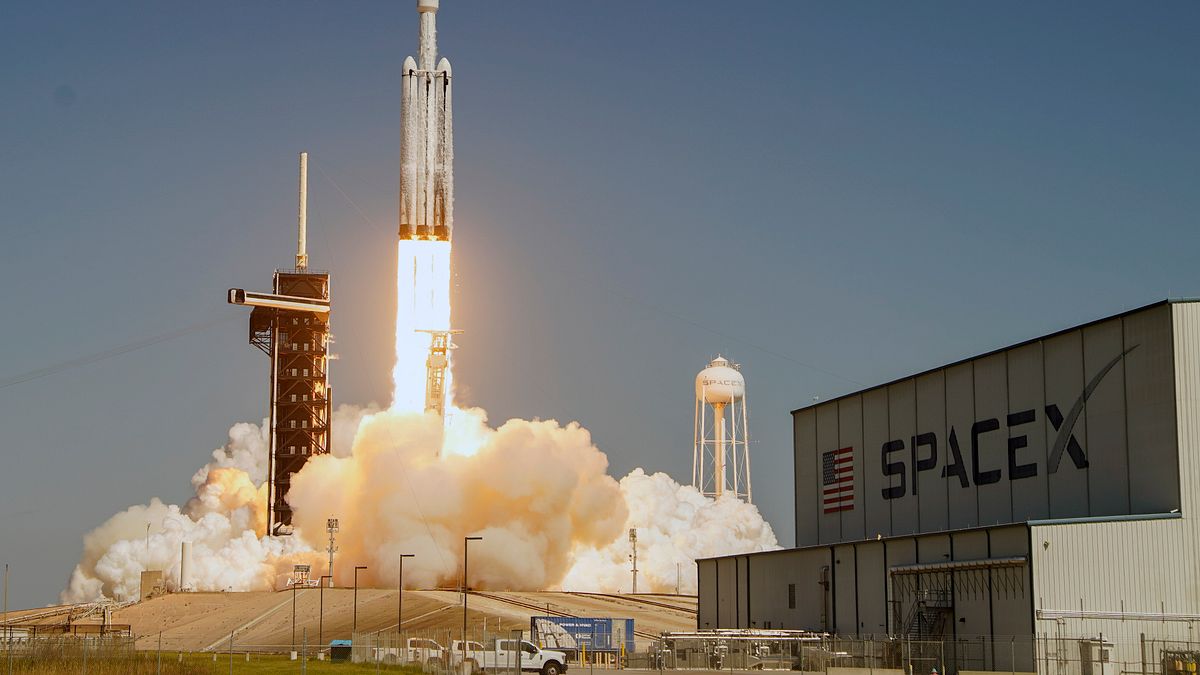 阿提米絲計畫蒙陰影:馬斯克的火星狂熱會不會終結歐洲的登月夢?