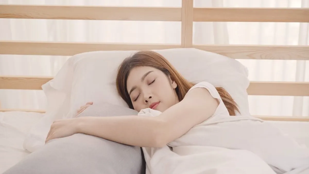 充足睡眠絕非可有可無的選項,而是維持良好身心健康、提升工作效率及學習表現的必需品。示意圖。(取自freepik) 充足睡眠絕非可有可無的選項,而是維持良好身心健康、提升工作效率及學習表現的必需品。示意圖。(取自freepik)