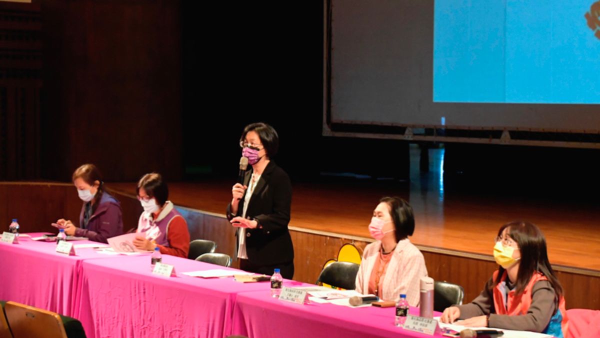 彰化縣社區照顧關懷據點今年110年第1次聯繫會報,確立朝一村里一據點方向邁進。(圖/彰化縣政府) 彰化縣社區照顧關懷據點今年110年第1次聯繫會報,確立朝一村里一據點方向邁進。(圖/彰化縣政府)