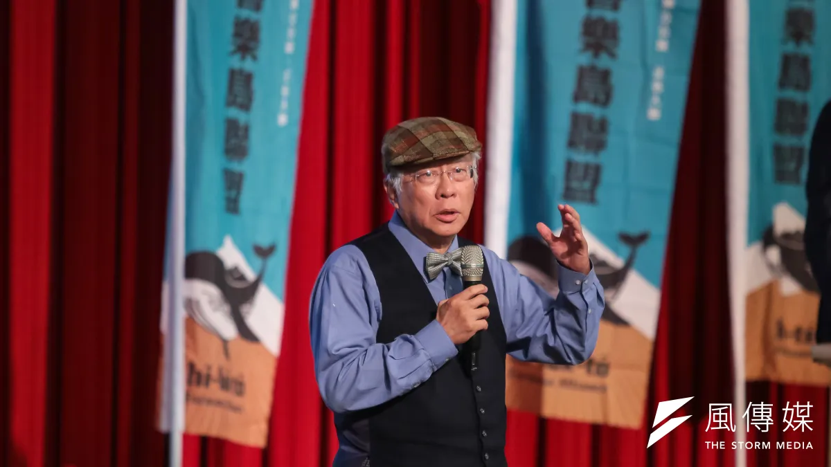 從1993年披上民進黨戰袍參選花蓮縣長落敗、到翻轉後山、再到對民進黨和台聯失望,醫師陳永興這樣談他的政治路。(資料照,顏麟宇攝)