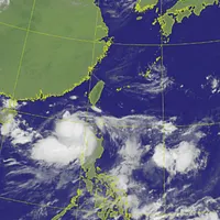 熱帯擾乱が今年の第4号台風「ダナス(Danas)」に発達する可能性がある。(写真/中央気象署提供) 熱帯擾乱が今年の第4号台風「ダナス(Danas)」に発達する可能性がある。(写真/中央気象署提供)