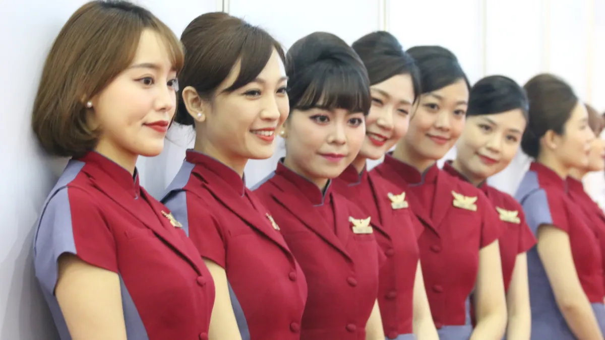 空姐打招呼竟是在「挑人」?親曝機上暗藏1關鍵術語,專業人士全被鎖定。(資料照/徐炳文攝)
