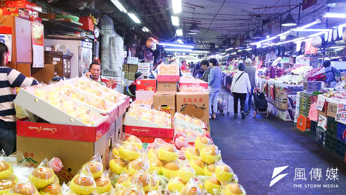 主計總處表示,3月CPI較去年同月增加,主要是因為水果仍受上年天候因素,供給量收影響而價漲所致。(資料照,陳明仁攝)