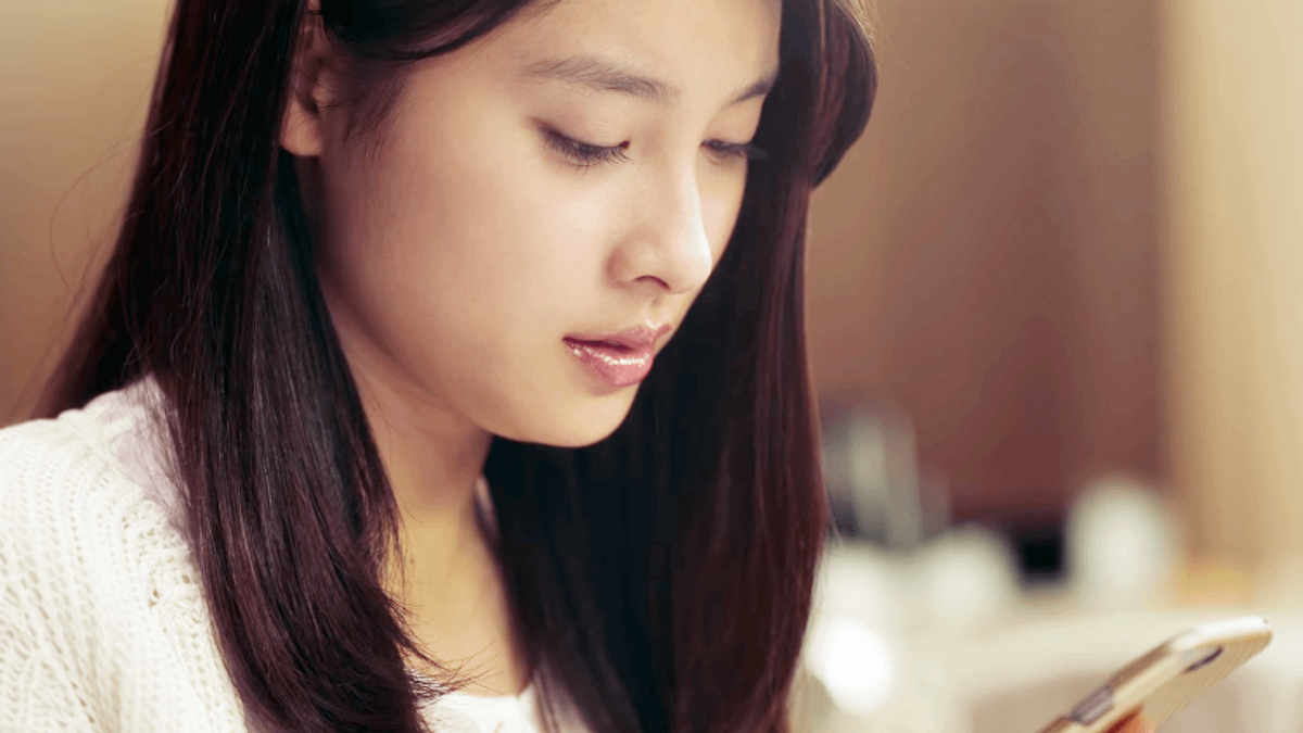 朋友介紹的朋友,明明沒很熟卻每天傳簡訊來,感覺很煩該怎麼辦?(示意圖非本人/翻攝自youtube) 朋友介紹的朋友,明明沒很熟卻每天傳簡訊來,感覺很煩該怎麼辦?(示意圖非本人/翻攝自youtube)