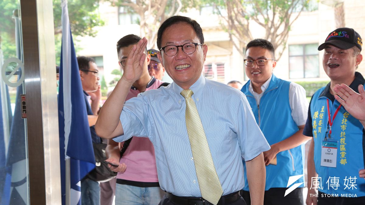 國民黨台北市長參選人丁守中說,柯文哲近期受外界評論壓力很大,但如果是有核心價值的人,就可以抗拒各方壓力。(資料照,顏麟宇攝) 國民黨台北市長參選人丁守中說,柯文哲近期受外界評論壓力很大,但如果是有核心價值的人,就可以抗拒各方壓力。(資料照,顏麟宇攝)