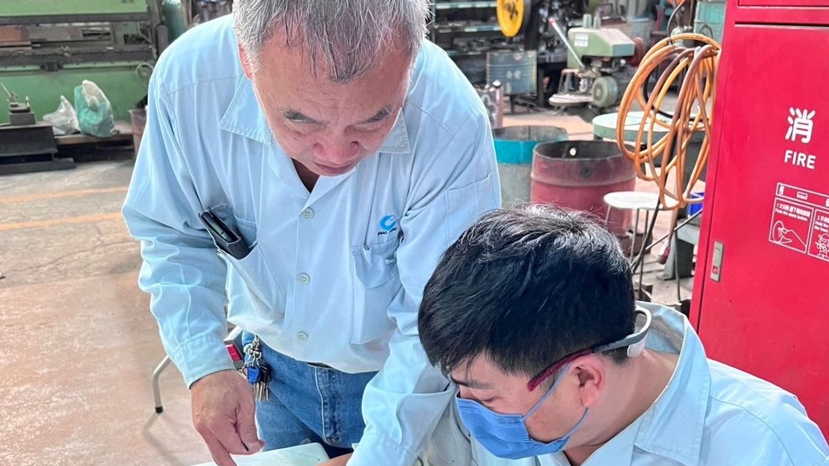 勞動部號召企業活用各年齡層人才補足人力需求。(圖/勞動力發展署高屏澎東分署提供) 勞動部號召企業活用各年齡層人才補足人力需求。(圖/勞動力發展署高屏澎東分署提供)