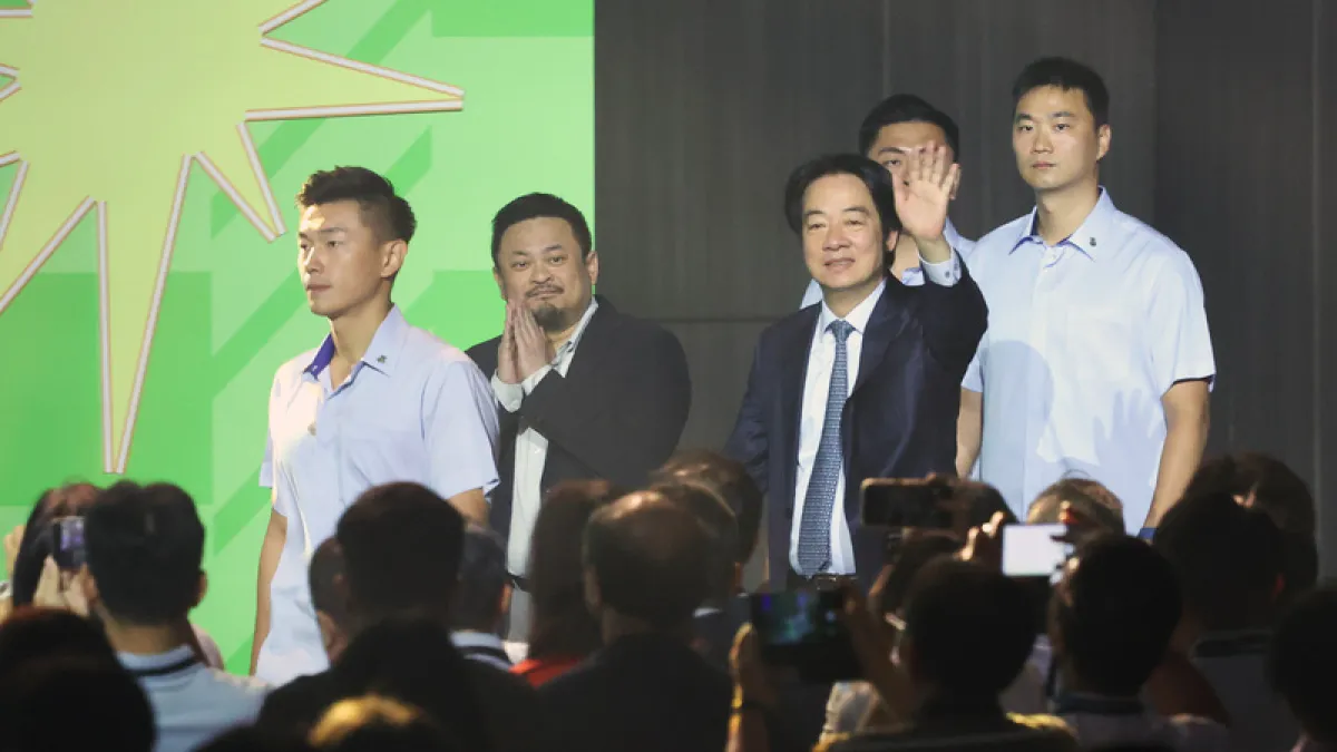 賴清德政府最終決定派勞動部長洪申翰赴陸出席APEC會議,就算北京搬出「一中原則」也不缺席抗議,究竟葫蘆裡賣什麼藥?賴清德真的想改善兩岸關係?(中央社)