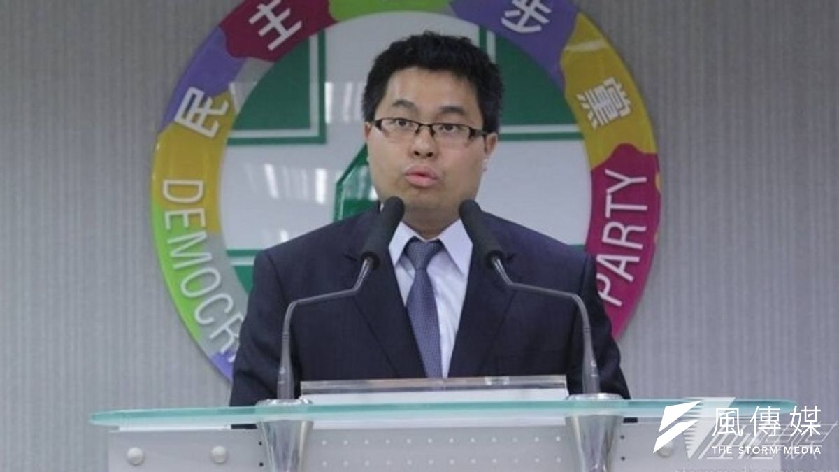 民進黨發言人黃帝穎7日表示,國民黨以濫用國家機器、無所不用其極的方式介入選舉,只會徒增選民的反感和唾棄。(資料照片,顏振凱攝) 民進黨發言人黃帝穎7日表示,國民黨以濫用國家機器、無所不用其極的方式介入選舉,只會徒增選民的反感和唾棄。(資料照片,顏振凱攝)