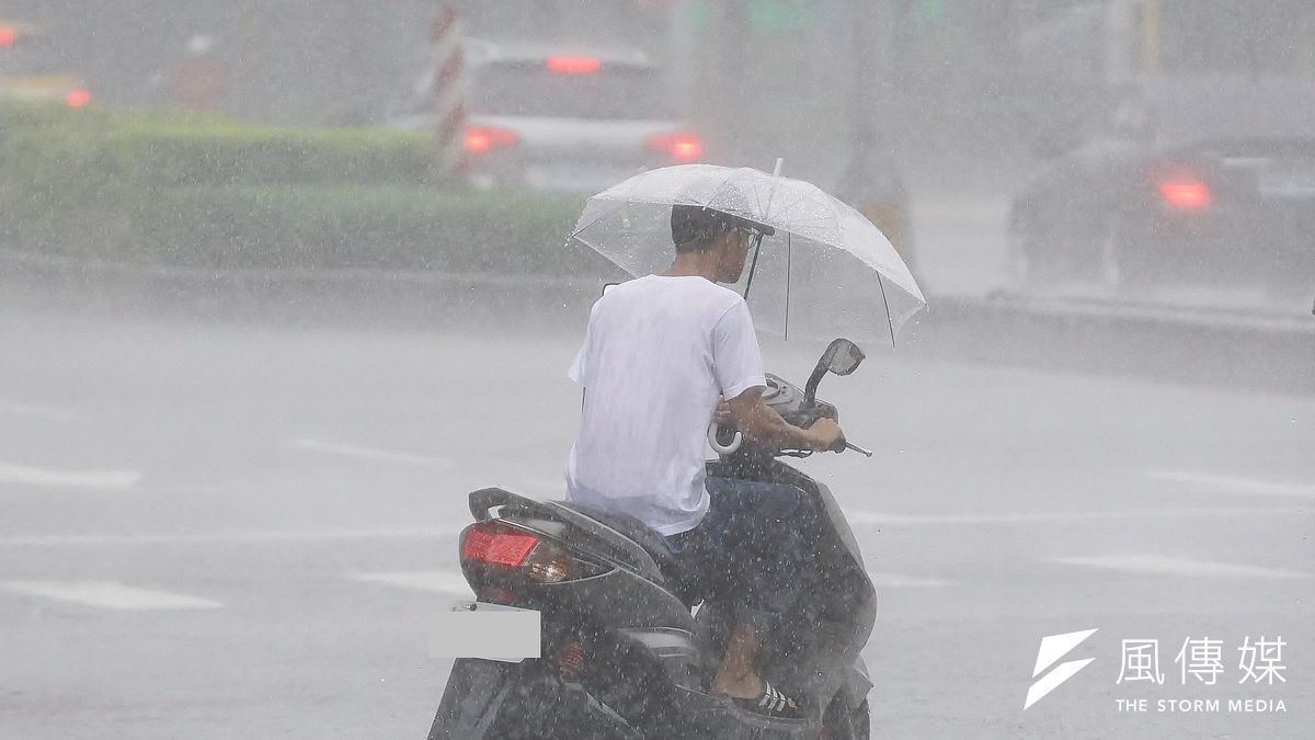 颱風「利奇馬」逼近,中央氣象局預估7日白天將發布海上颱風警報。(資料照,盧逸峰攝) 颱風「利奇馬」逼近,中央氣象局預估7日白天將發布海上颱風警報。(資料照,盧逸峰攝)