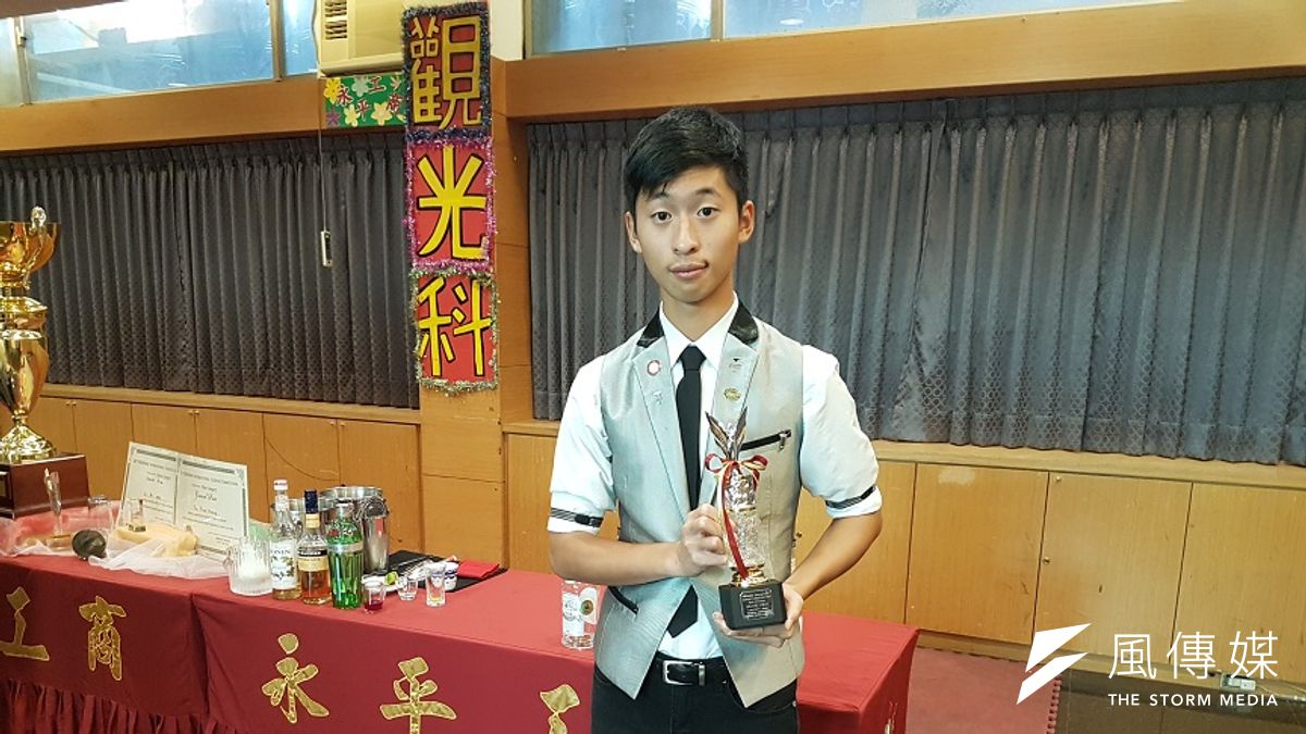 2017橫濱國際調酒大賽,游秉庠獲得國際花式組冠軍。(圖/根亞平攝) 2017橫濱國際調酒大賽,游秉庠獲得國際花式組冠軍。(圖/根亞平攝)