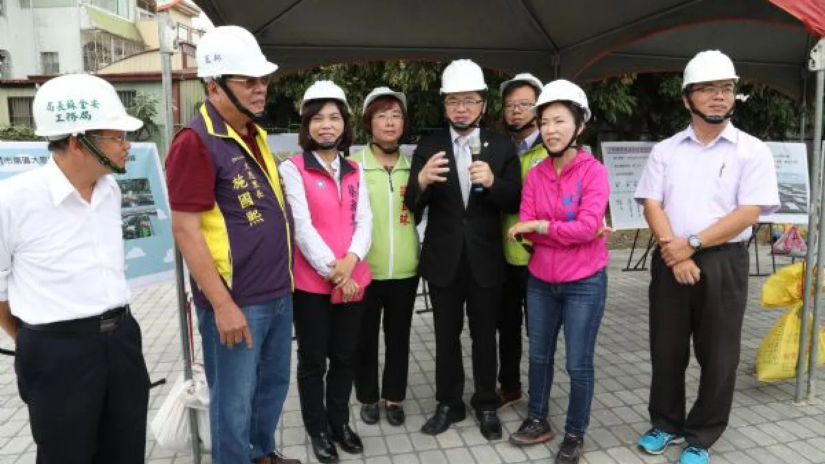 台南市首座特色公園,南區「大恩特色公園」新闢工程即將完工,市長李孟諺今(12)日上午前往視察。(圖/台南市政府提供)